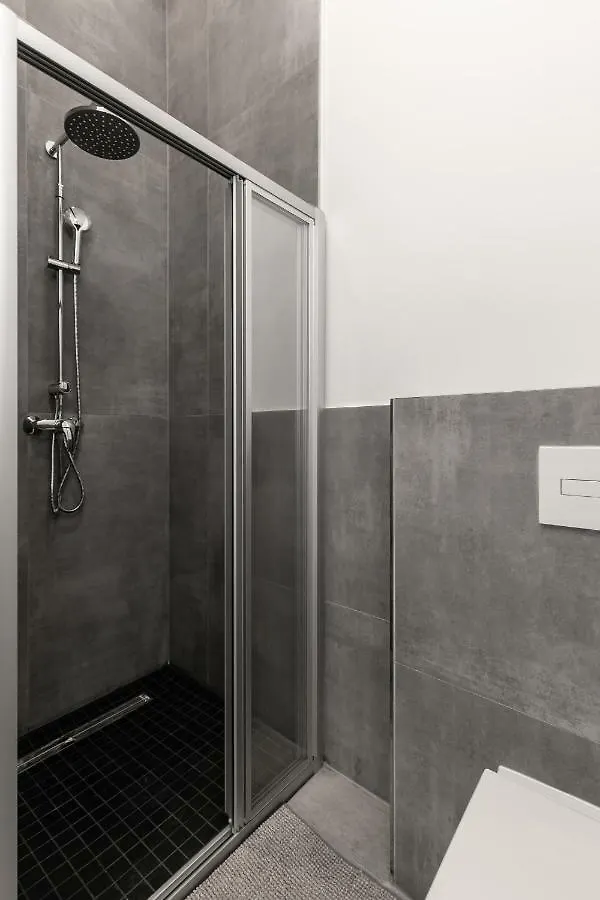 Holiday Apartments Frankfurter Allee 98 Berlin