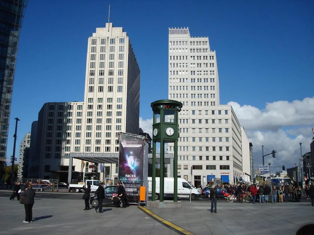 Holiday Apartments Frankfurter Allee 98 Berlin